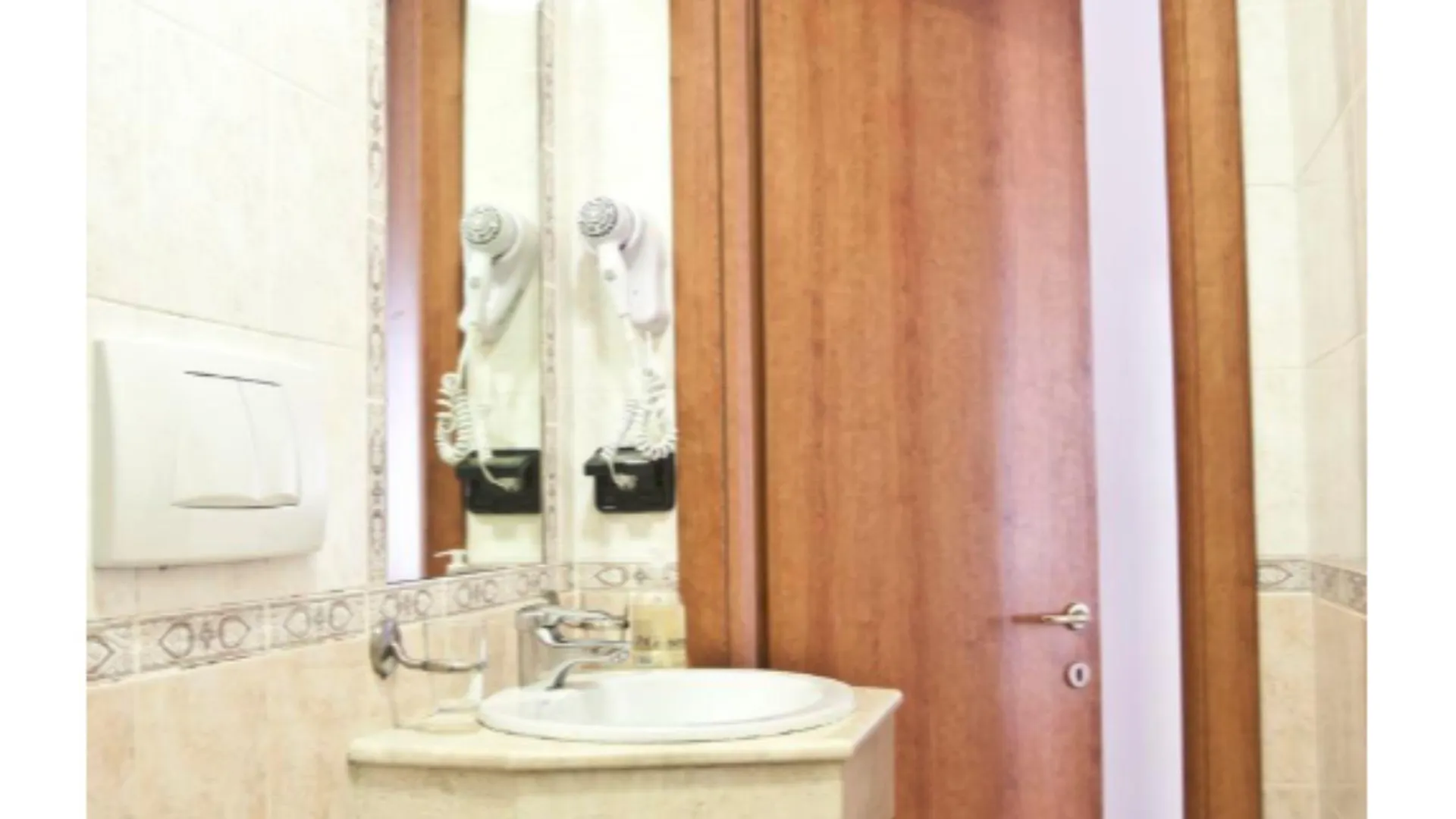 *** Guest house 59 Steps Trevi Hotel Rome Italy
